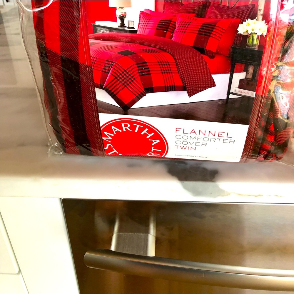 NEW - cotton duvet in twin size.  By Martha Stewart